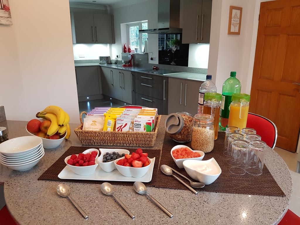 Latchmead Bed & Breakfast Станстед Маунтфитчет Экстерьер фото